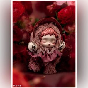 NIB POP MART SKULLPANDA L'impressionnisme Plush Pendant - Blossom